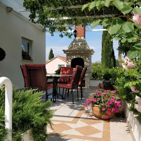 Mediterranea 믈리니